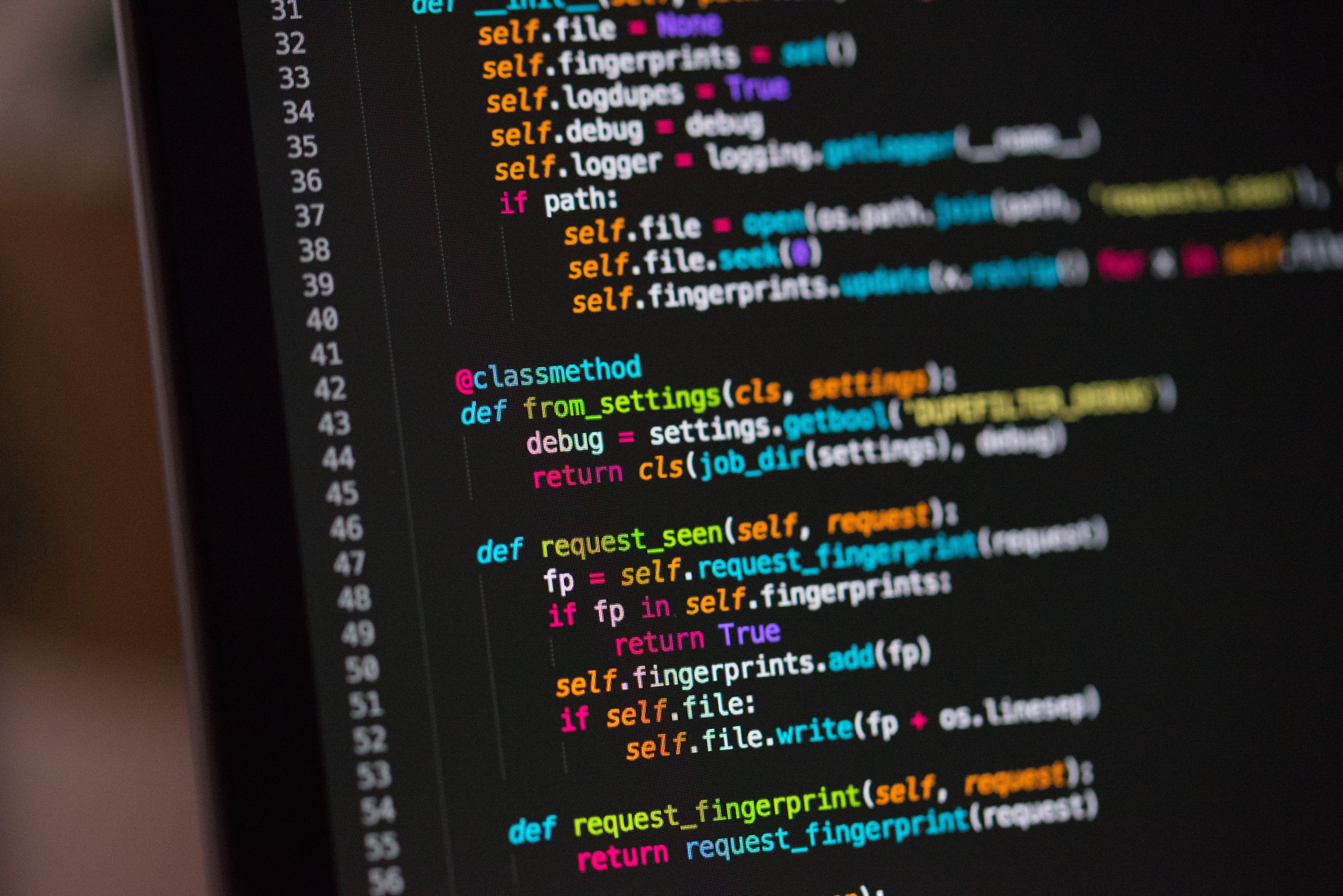 不用 Python 自带的 Dict 实现自己的 HashTable